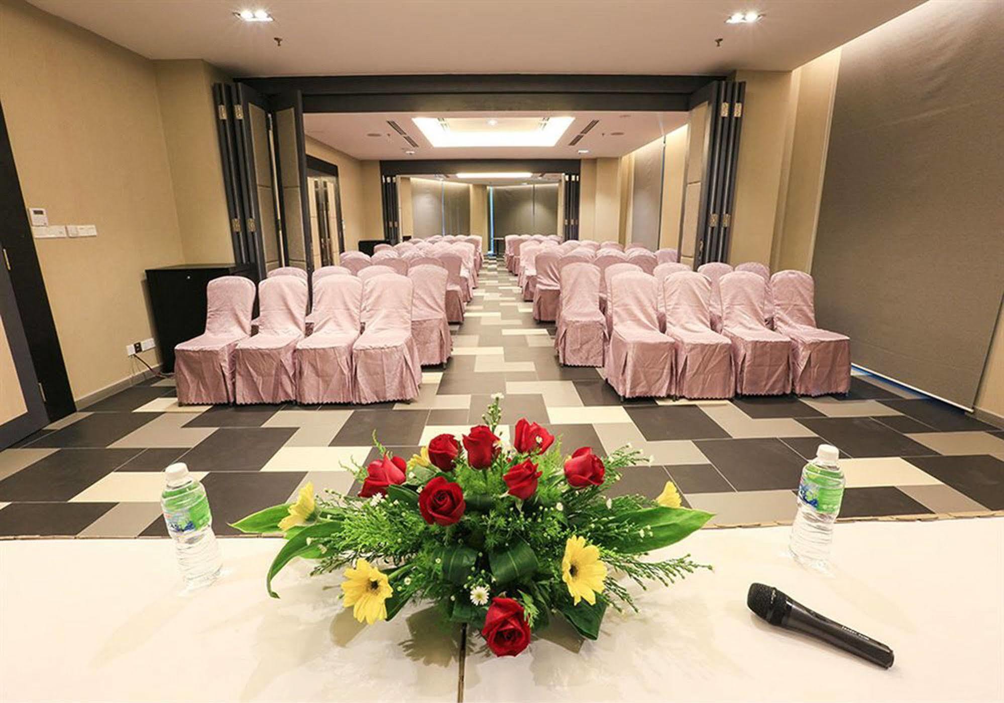 Eco Tree Hotel, Melaka Ngoại thất bức ảnh
